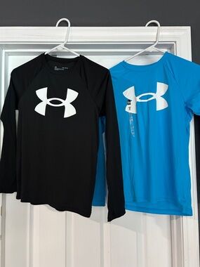 NWT Under Armour Long Sleeve Logo Tops - Black & Bright Blue